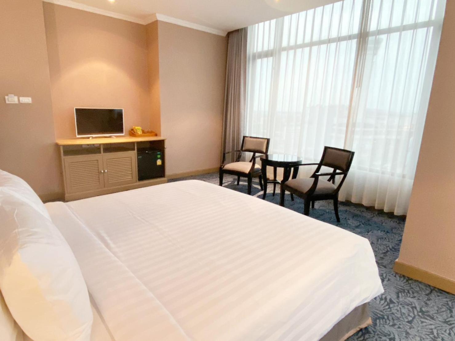 Fortune Hotel Korat- Sha Plus Накхонратчасима Экстерьер фото